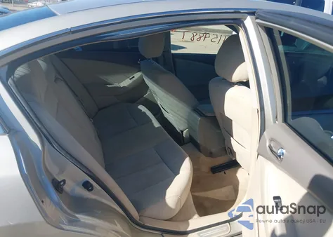 2010 Nissan Altima 2.5 S z USA, uszkodzony, nr VIN 1N4AL2AP7AC169926